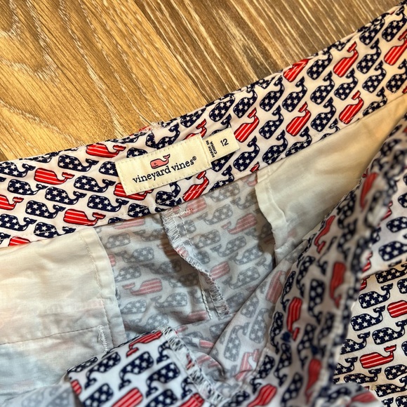 Vineyard Vines Americana Whale Shorts - Picture 3 of 3